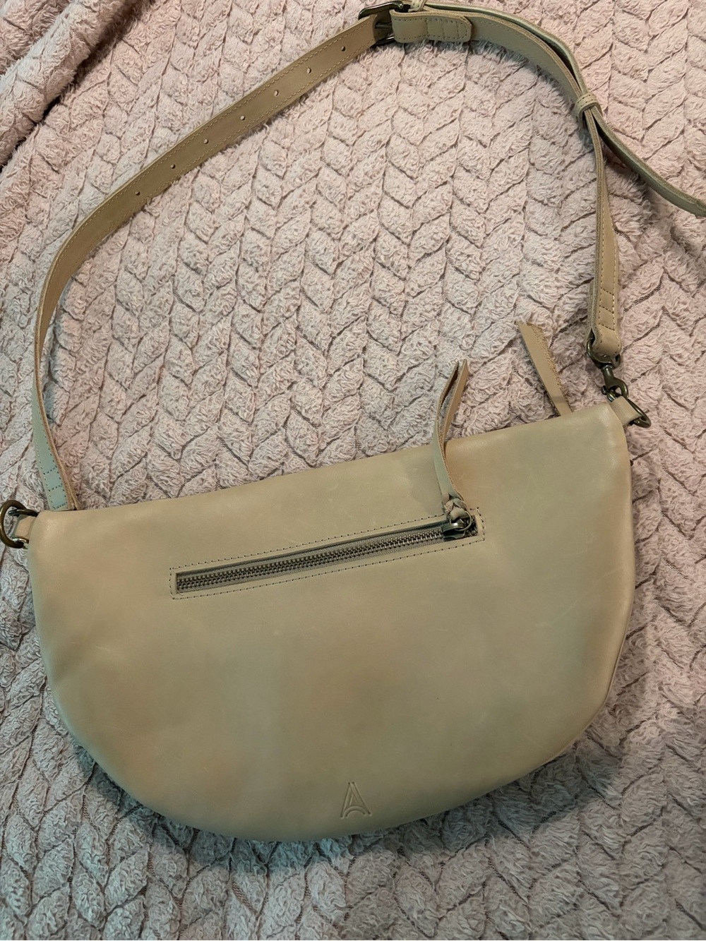 ABLE Berkeley Belt Bag - Pebble - Picture 3 of 7